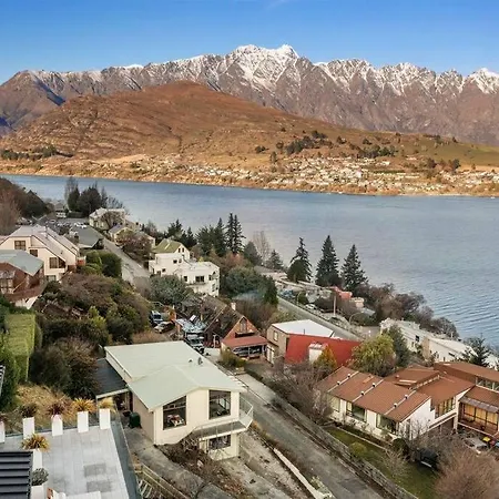 Lakeview Home Retreat At Queenstown Hill Exterior photo